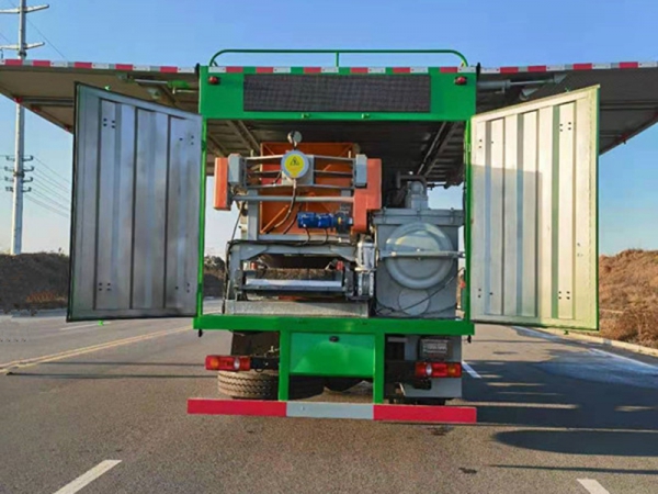  淤泥凈化車