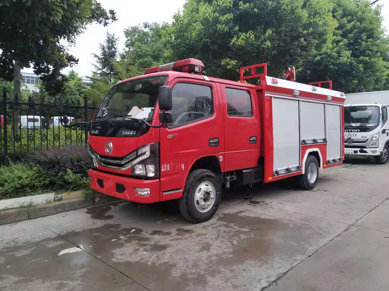 國六東風小型泡沫消防車2.5噸